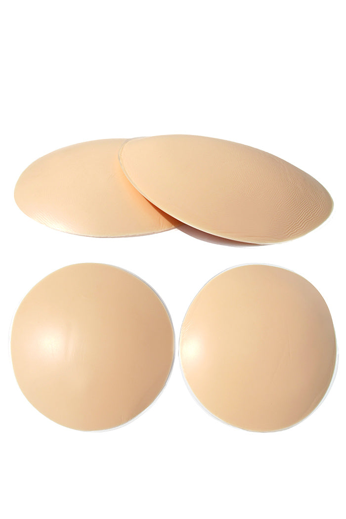 Air-infused silicone butt pads for realistic feel and lightweight comfort.